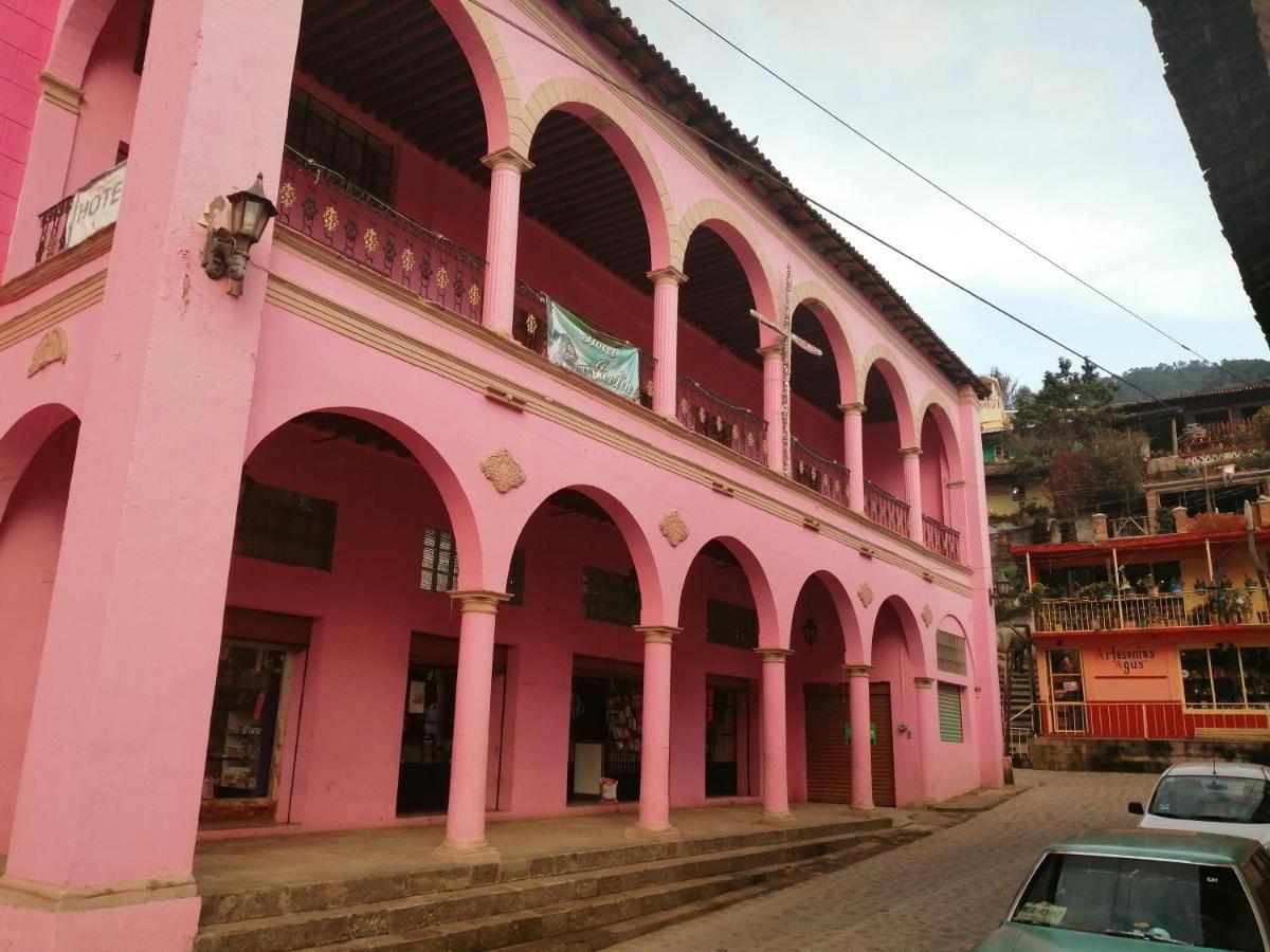 Hotel Jardin Mineral de Angangueo 外观 照片